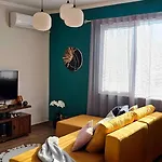 Apartman Nuci's Place 2 Sunny With Balcony 15 Min From Bllok