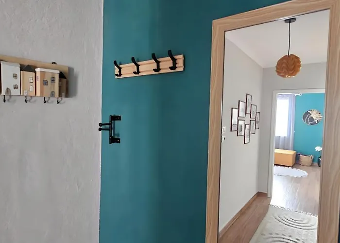 아파트 Nuci's Place 2 Sunny With Balcony 15 Min From Bllok 티라나